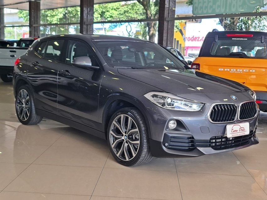BMW X2 SDRIVE 20i 2.0/2.0 TB A. Flex 16V Aut na cor Cinza no Novo Hamburgo / RS - 43307