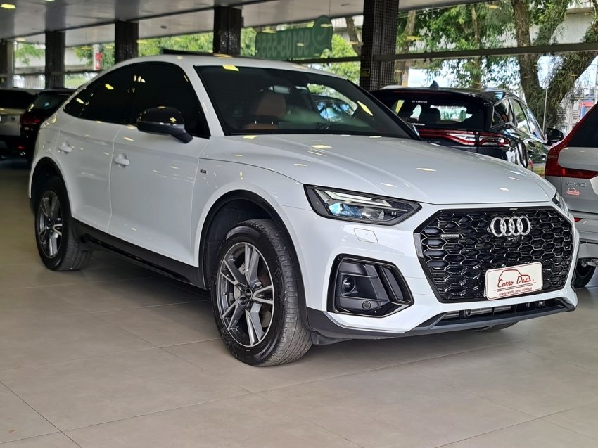 Audi Q5 SB P Black. 2.0 TFSIe S.Tr. Qt (Hib.) na cor Branco no Novo Hamburgo / RS - 43308
