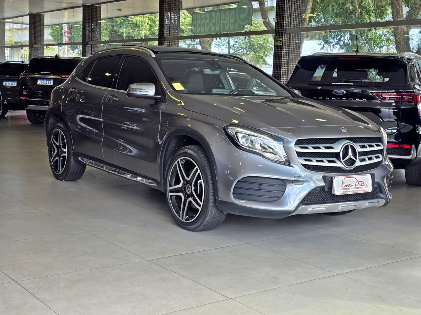 Mercedes-Benz GLA 250 Sport 2.0 TB 16V 4x4 211cv Aut. na cor Cinza no Novo Hamburgo / RS - 43322