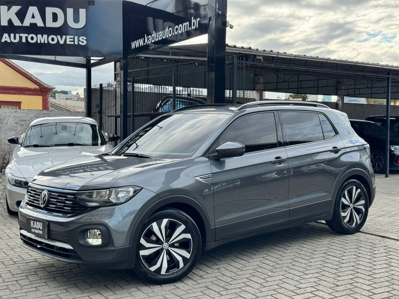 imagem de 200 TSI 1.0 Flex 12V 5p Aut.