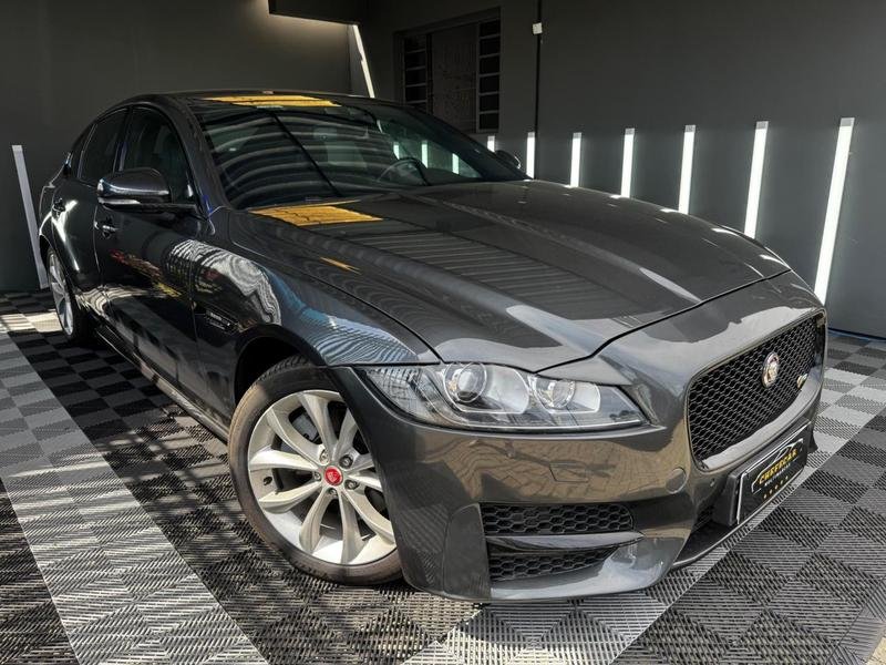 imagem de 2.0 R-SPORT Aut.