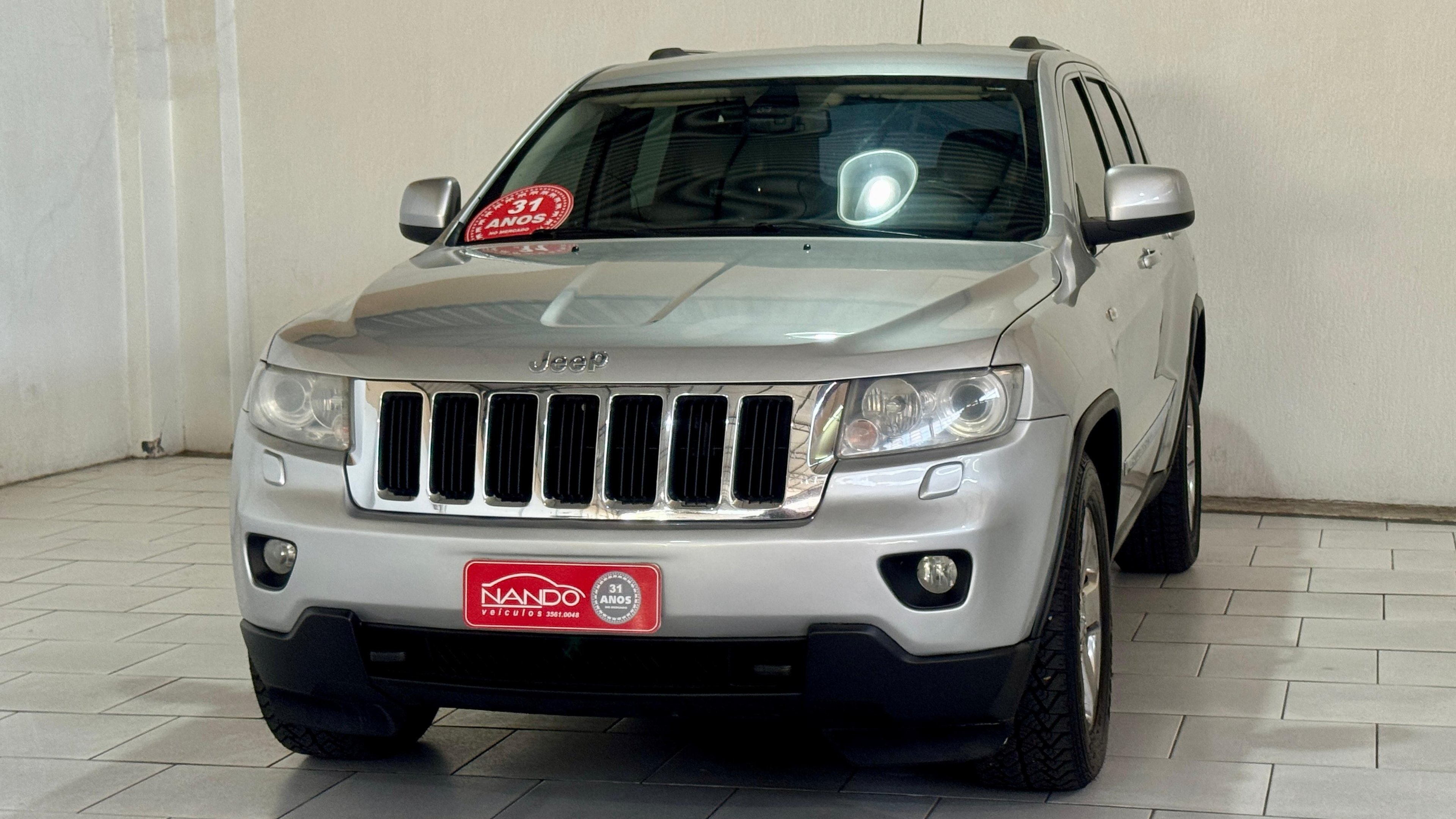Jeep Grand Cherokee Limited 3.0 TB Dies. Aut na cor Cinza no Estância Velha / RS - 44121