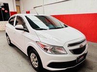 Chevrolet Onix HATCH LT 1.0 8V FlexPower 5p Mec. na cor Branco em Curitiba / PR - 44147
