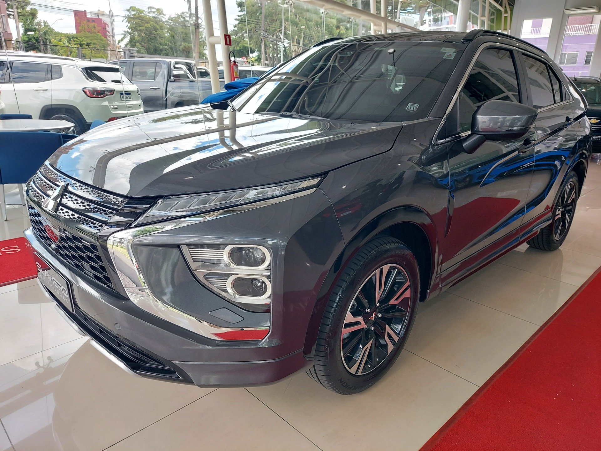 Mitsubishi Eclipse Cross HPE 1.5 16V TB 165cv Aut. na cor Cinza em Curitiba / PR - 44302