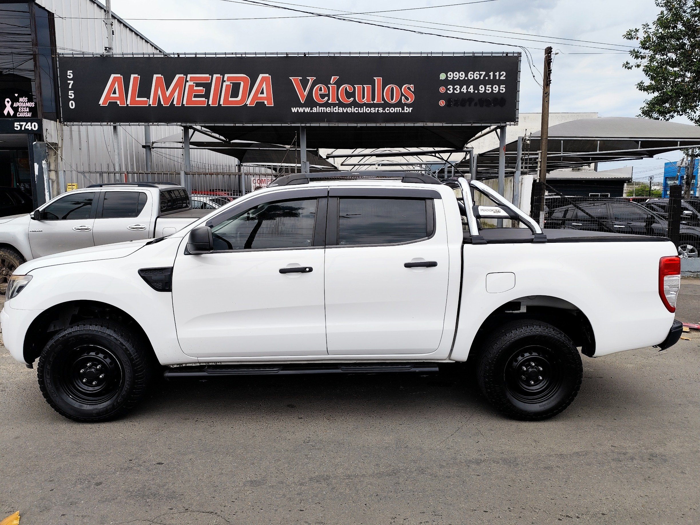 Ford Ranger XLT 2.5 16V 4x2 CD Flex na cor Branco no Porto Alegre / RS - 44340