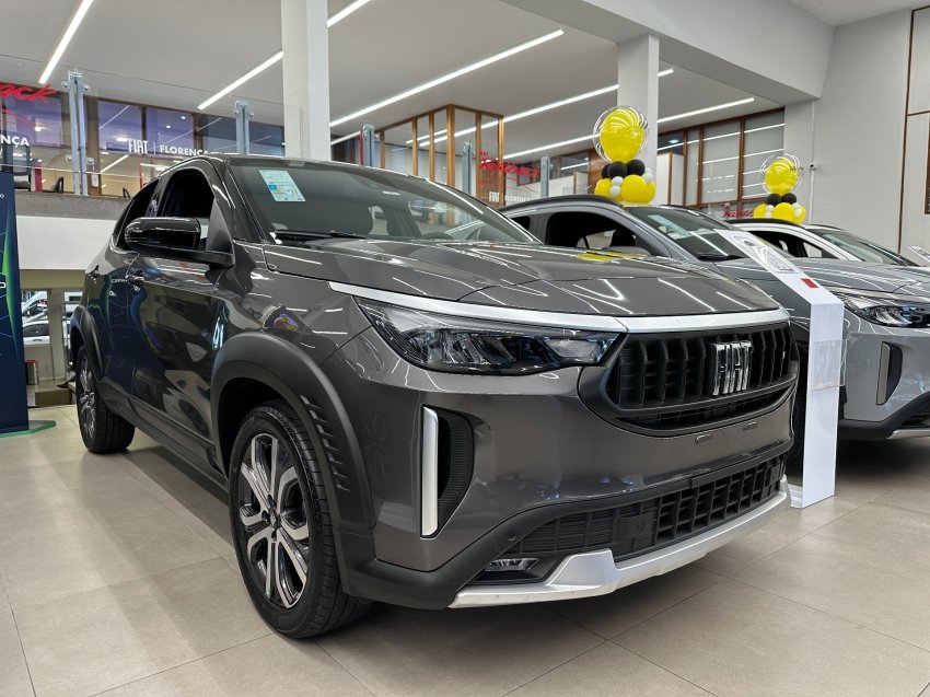 Fiat PULSE IMPETUS T. 200 Aut. (Híbrido) na cor Cinza em Curitiba / PR - 44459