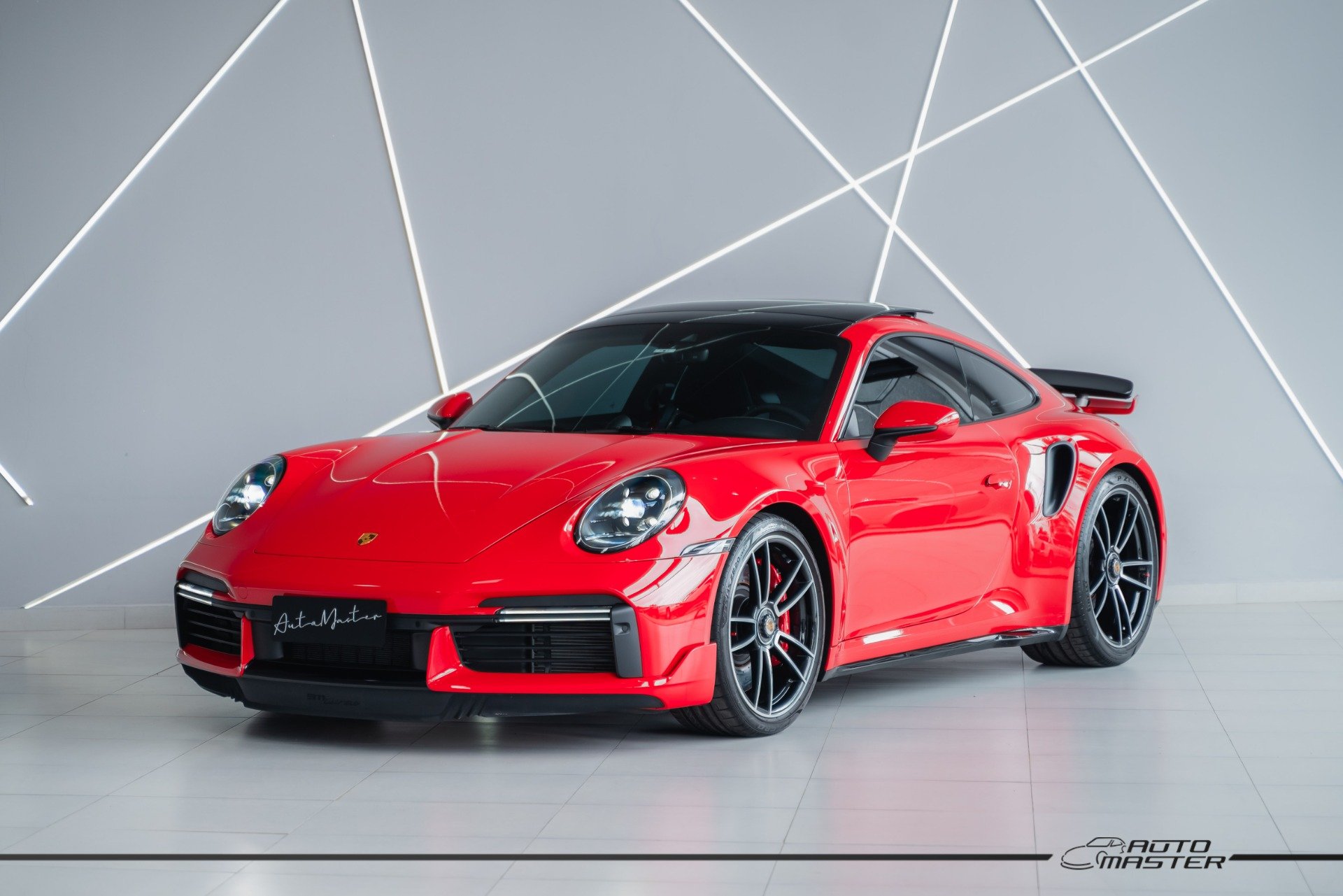 Porsche 911 Turbo Coupe 3.6/3.8 (991/992) na cor Vermelho em Curitiba / PR - 44698