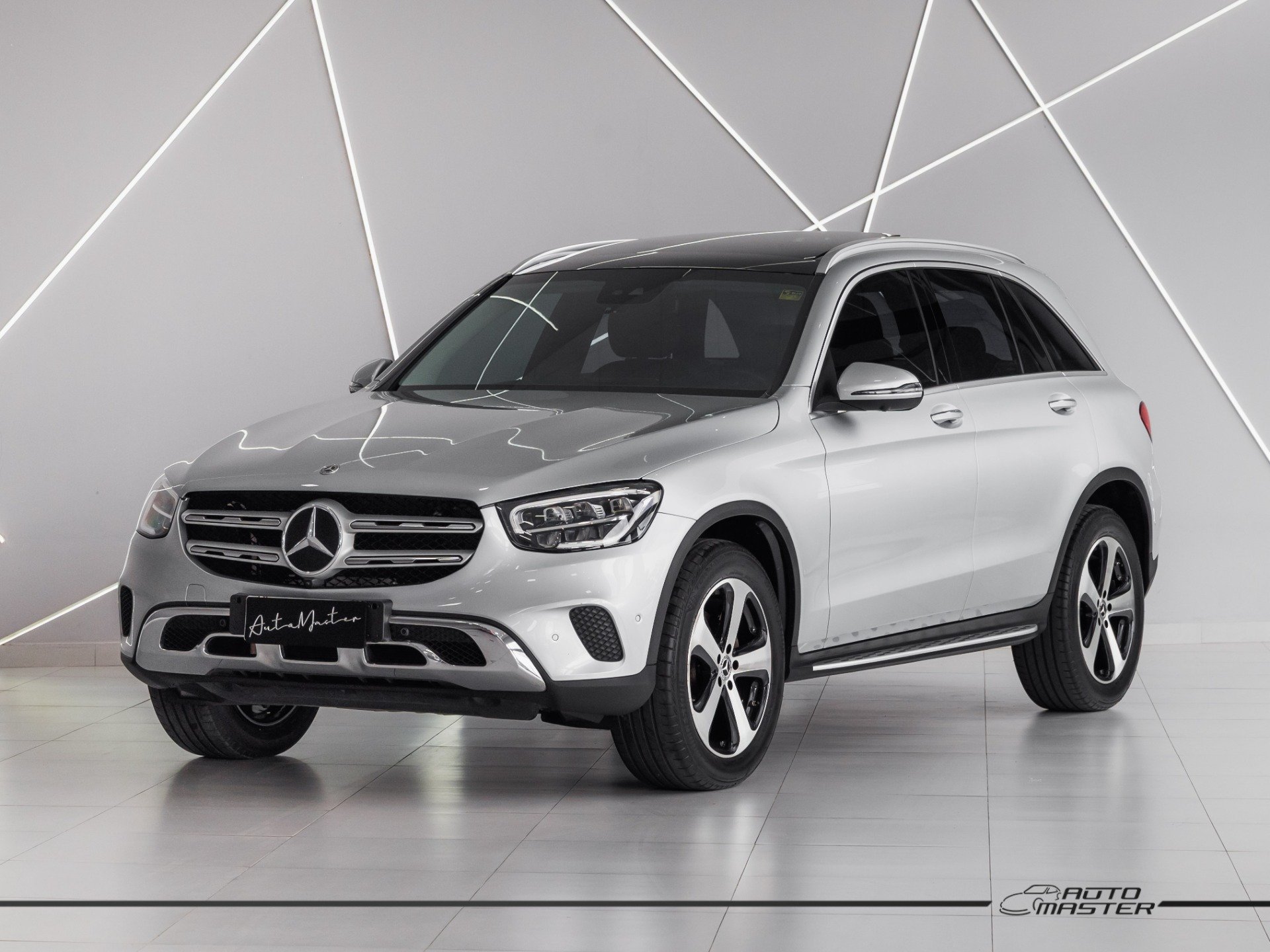 Mercedes-Benz GLC-220d 2.0 TB 4M Enduro Diesel na cor Cinza em Curitiba / PR - 44726