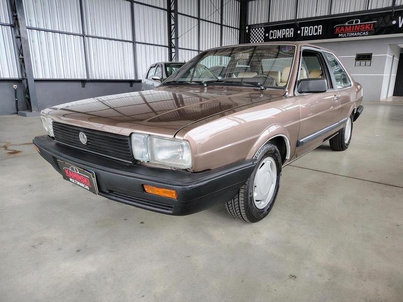 Volkswagen Santana GLi / GL/ Sport 1.8/ 2.0 na cor Marrom em Campo Largo / PR - 44999