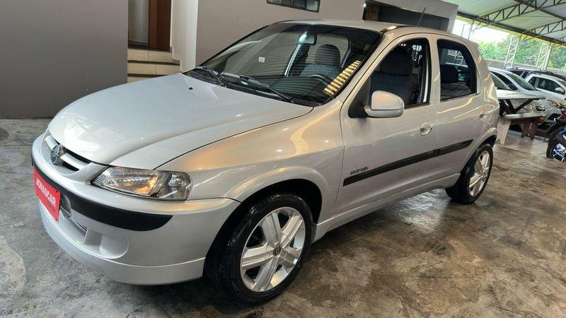Chevrolet Celta 1.0/Super/N.Piq.1.0 MPFi VHC 8V 3p na cor Prata em Curitiba / PR - 45122