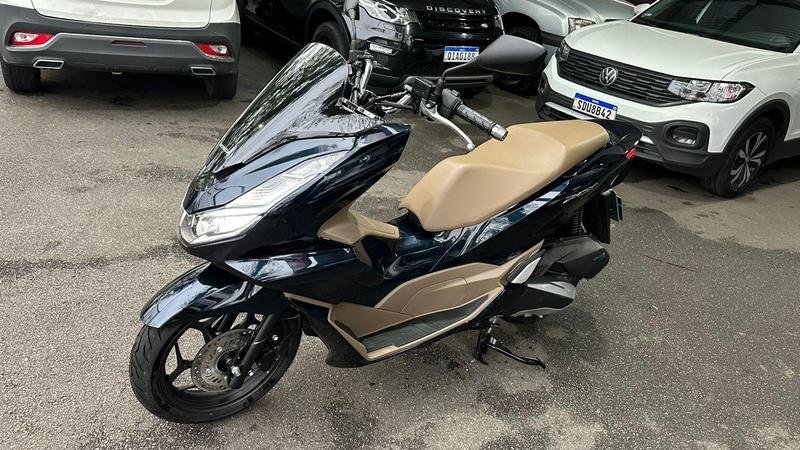 Honda PCX 160 DLX  na cor Azul em Curitiba / PR - 45147