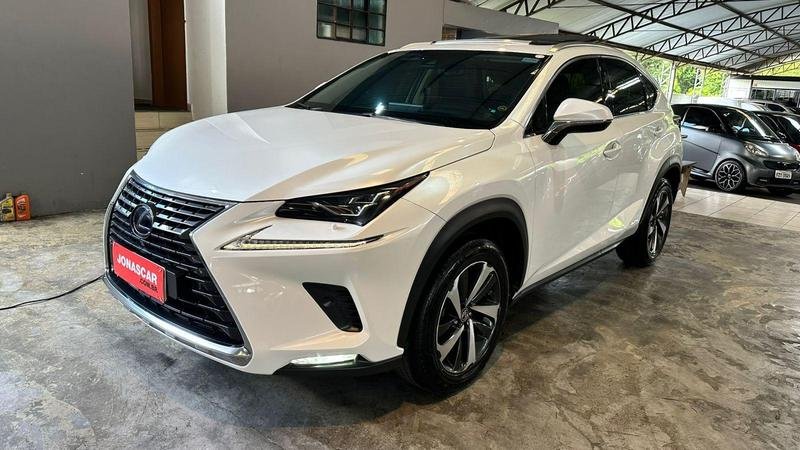 Lexus NX-300h Luxury 4x4 2.5 16V Aut. (Híb.) na cor Branco em Curitiba / PR - 45179
