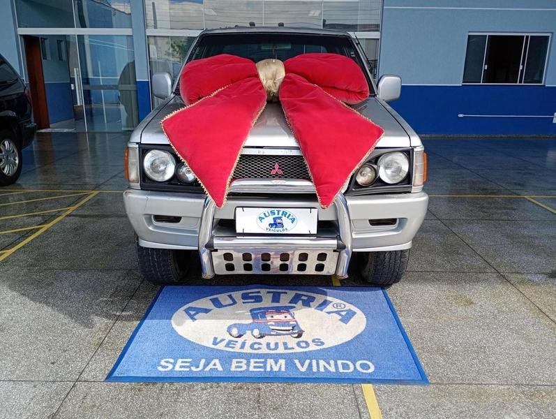 imagem de GLS 2.5 4X4 CD Diesel