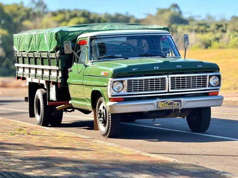 Audi Q3 Black S Line 1.4 TFSI S-tronic na cor Verde em Guarapuava / PR - 45340
