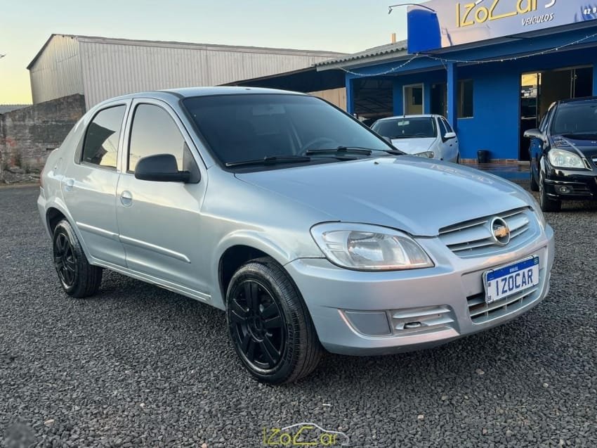 Chevrolet Prisma Sed. Maxx/ LT 1.4 8V ECONOF. 4p na cor Cinza em Guarapuava / PR - 45358