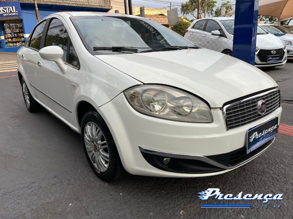 imagem de ESSENCE 1.8 Flex 16V 4p