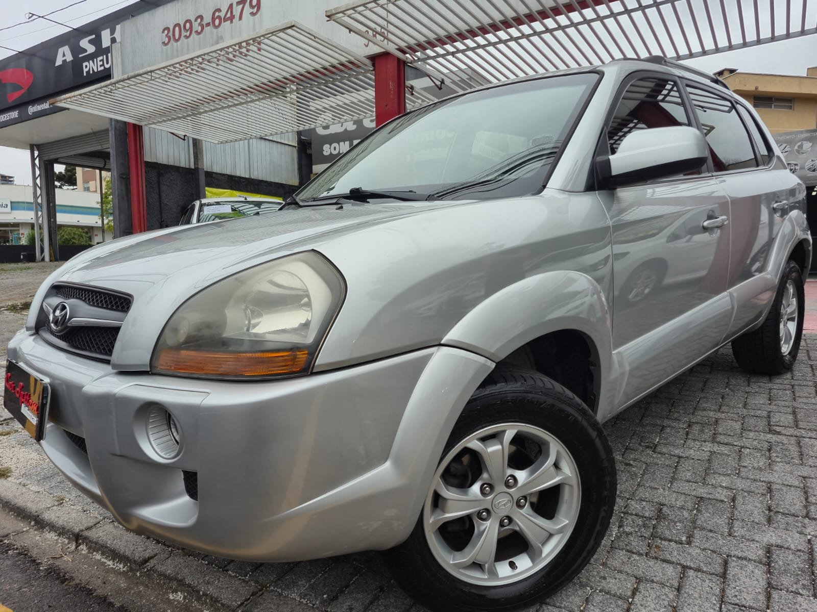Hyundai Tucson 2.0 16V Flex Aut. na cor Cinza em Curitiba / PR - 45525