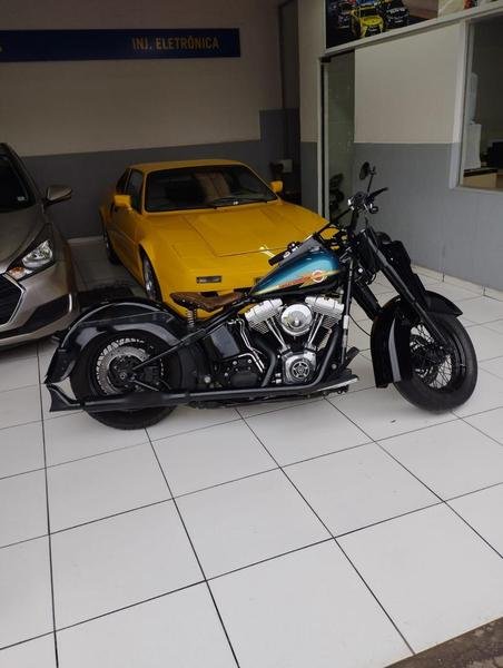 HARLEY-DAVIDSON HERITAGE SPRINGER  na cor Azul em Curitiba / PR - 45642