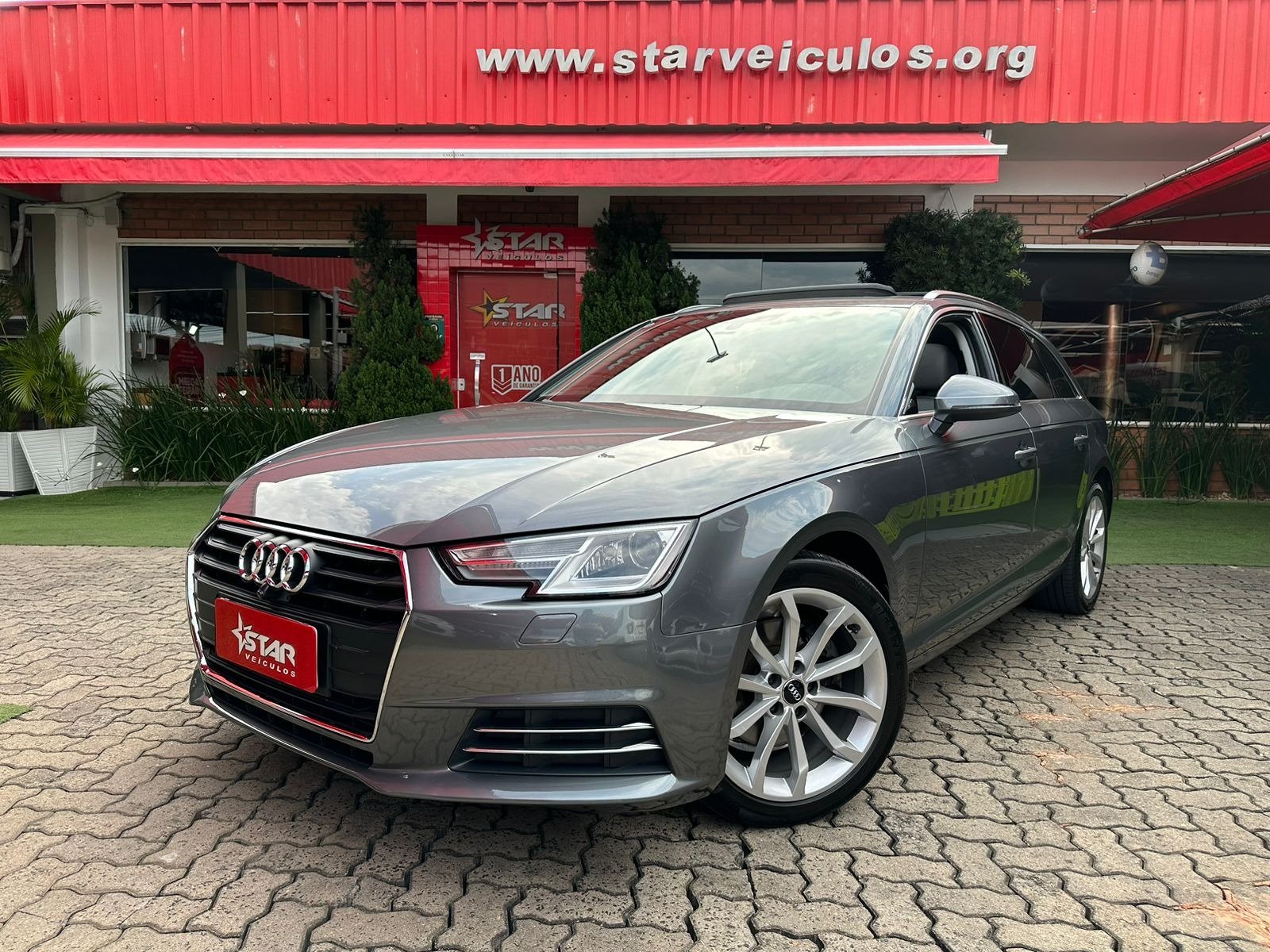 Audi A4 2.0 Avant TFSI 200/214cv Multitron. na cor Cinza no Canoas / RS - 45776