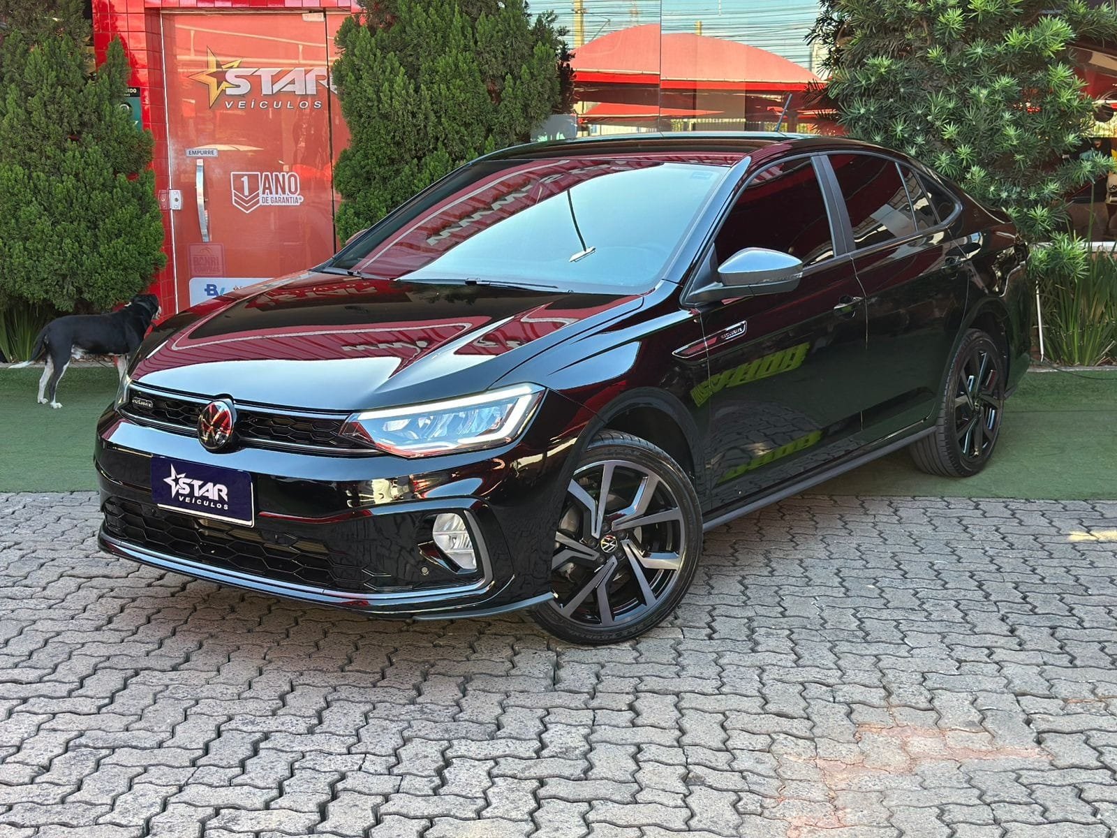 Volkswagen VIRTUS Exclusive 250TSI 1.4 Flex 16V Aut na cor Preto no Canoas / RS - 45838