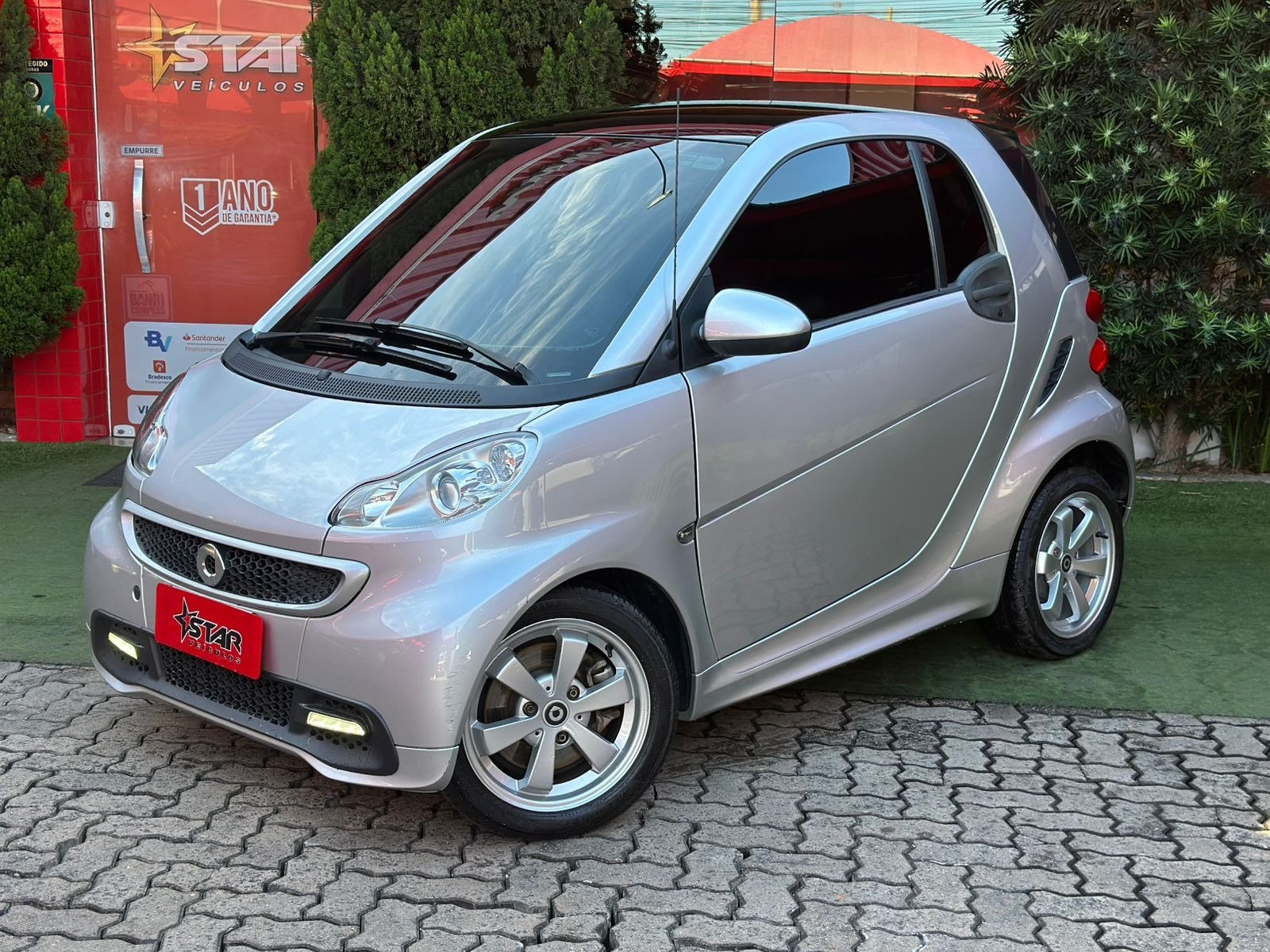 smart fortwo passion coupé 1.0 62kw na cor Cinza no Canoas / RS - 45846