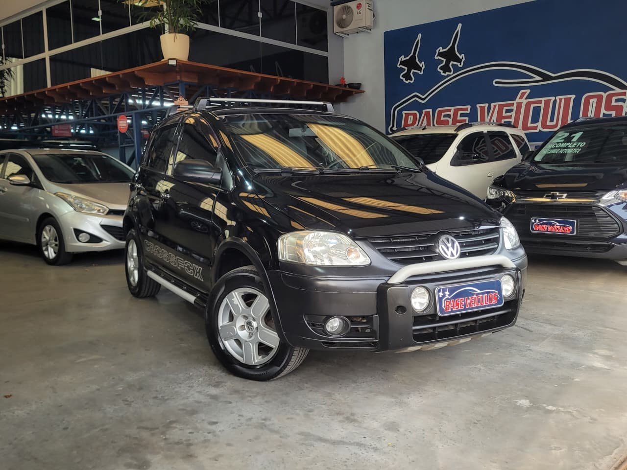 Volkswagen Crossfox 1.6 Mi Total Flex 8V 5p na cor Preto no Canoas / RS - 45915