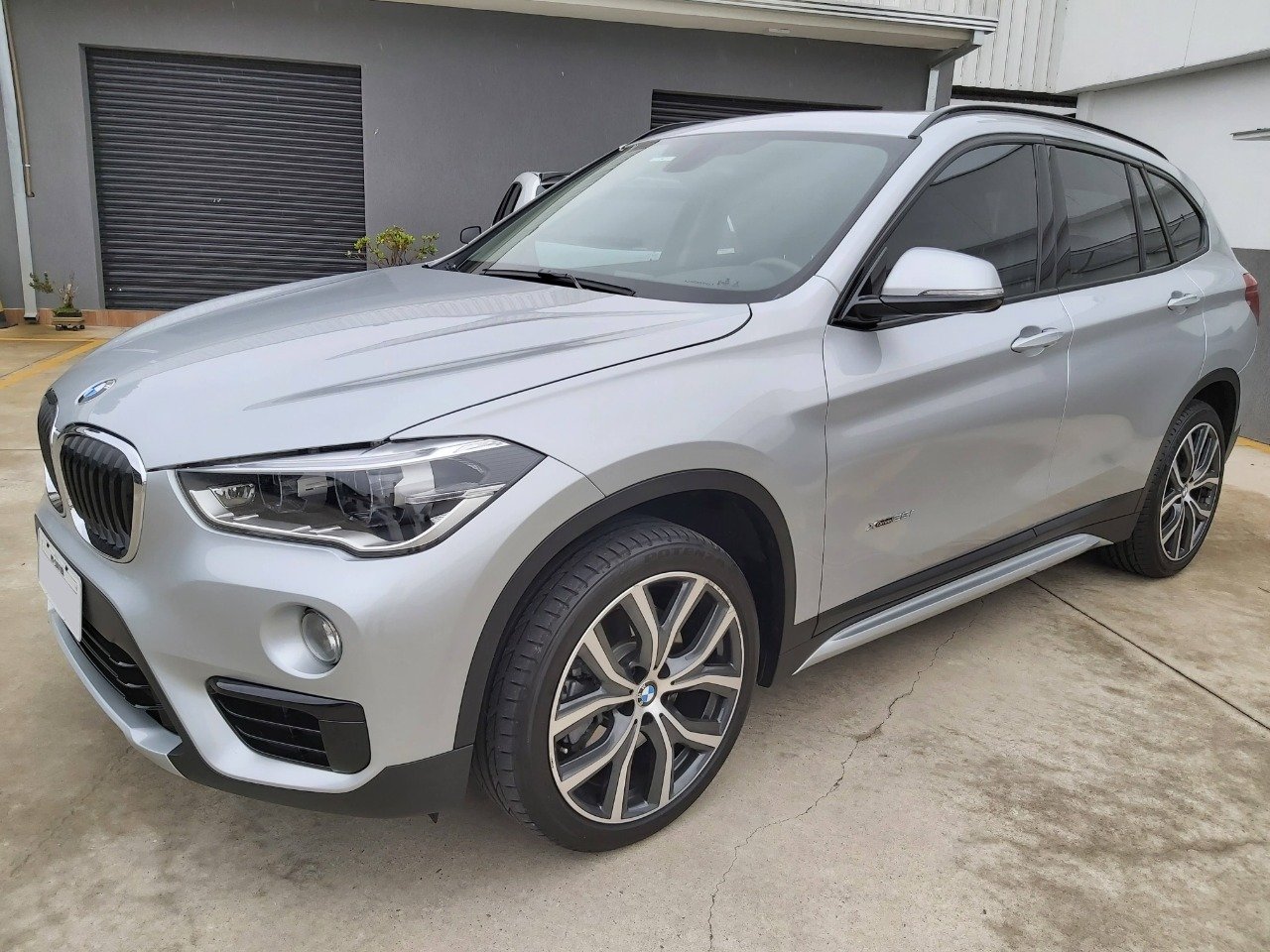 BMW X1 XDRIVE 25i Sport 2.0/2.0 Flex Aut. na cor Cinza em Curitiba / PR - 46042