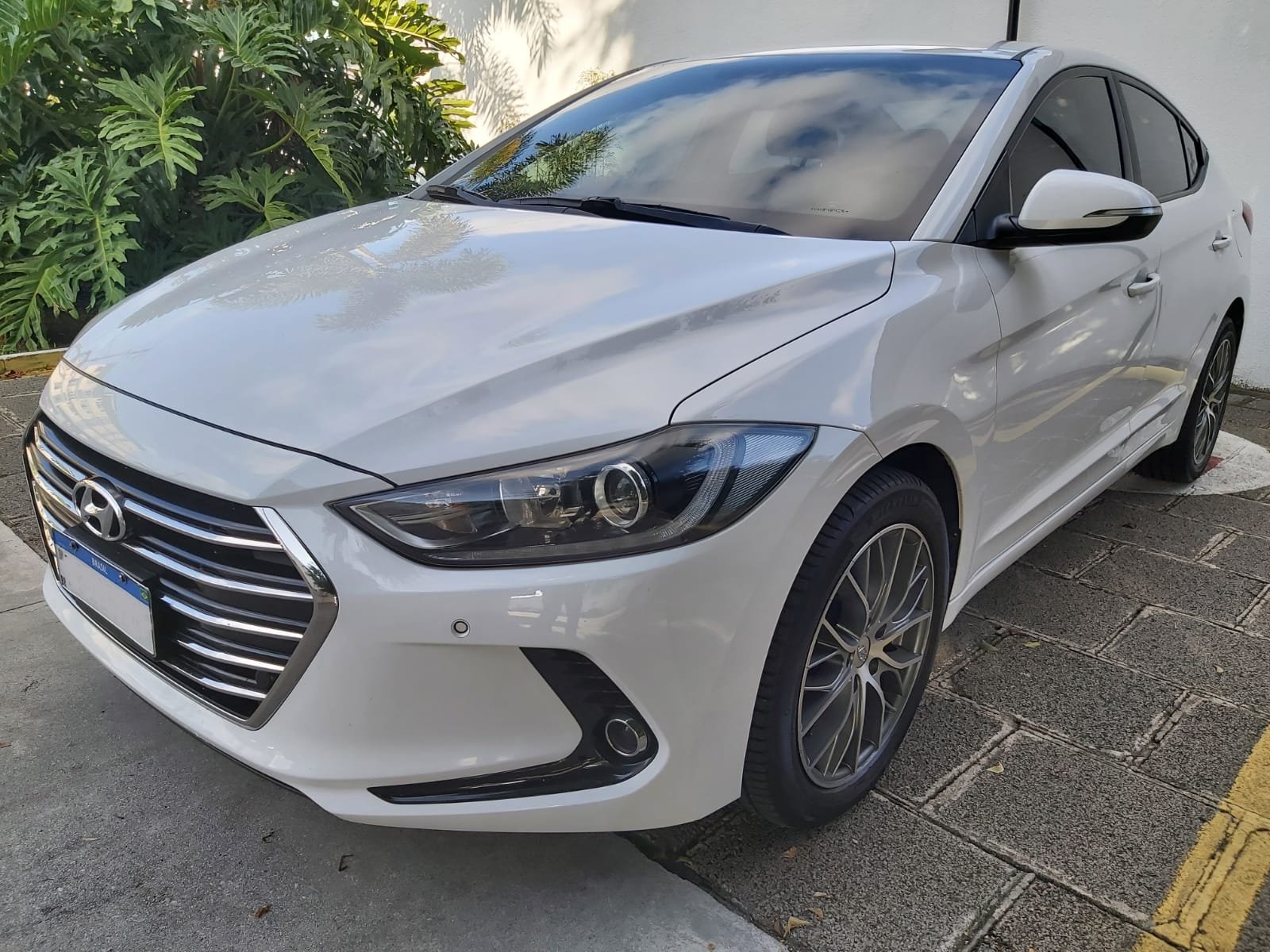 Hyundai Elantra 2.0 16V Flex Aut. na cor Branco em Curitiba / PR - 46044