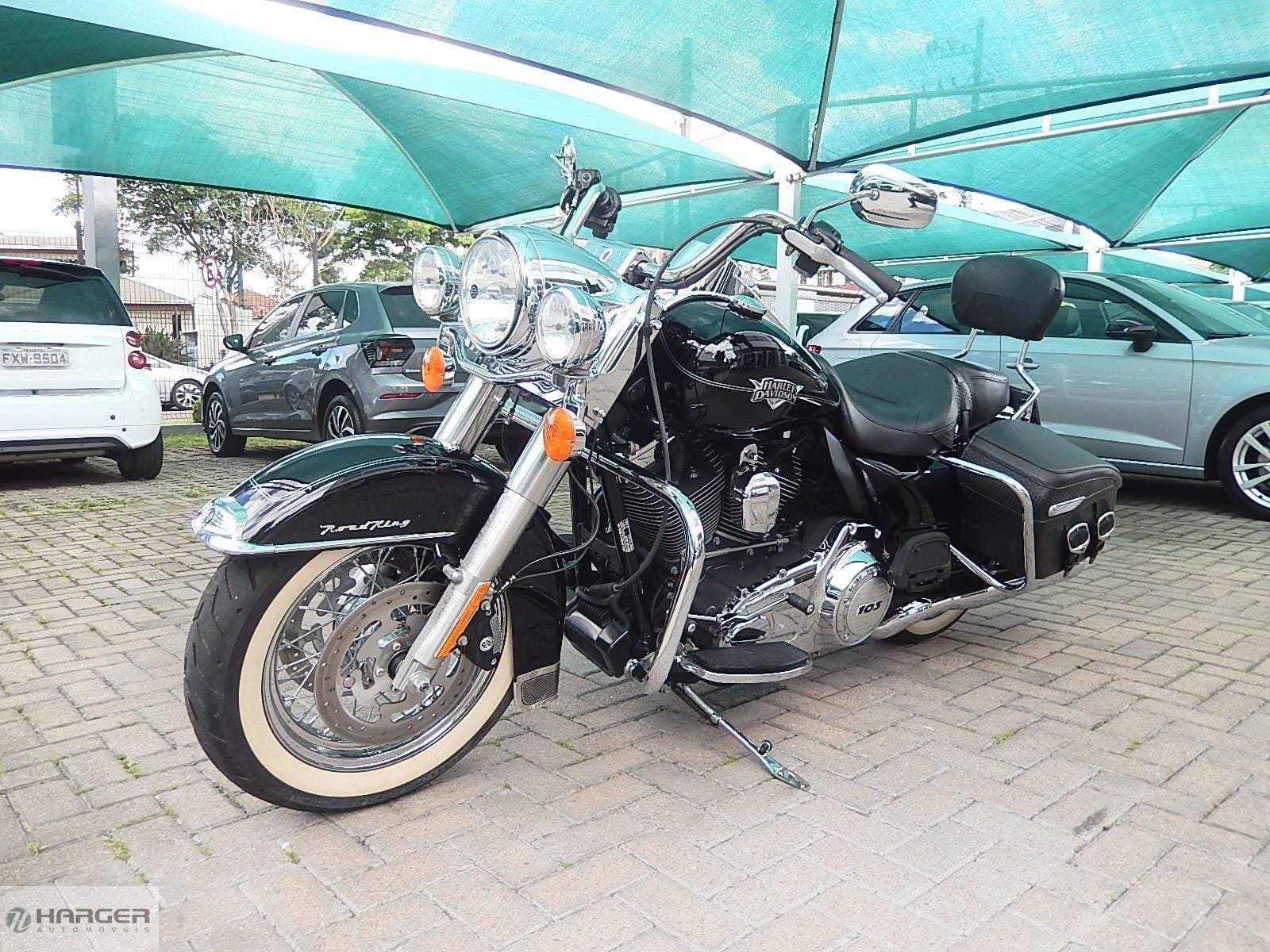 HARLEY-DAVIDSON ROAD KING CLASSIC  FLHRC/ CUSTOM FLHRSI  na cor Preto em Curitiba / PR - 46086