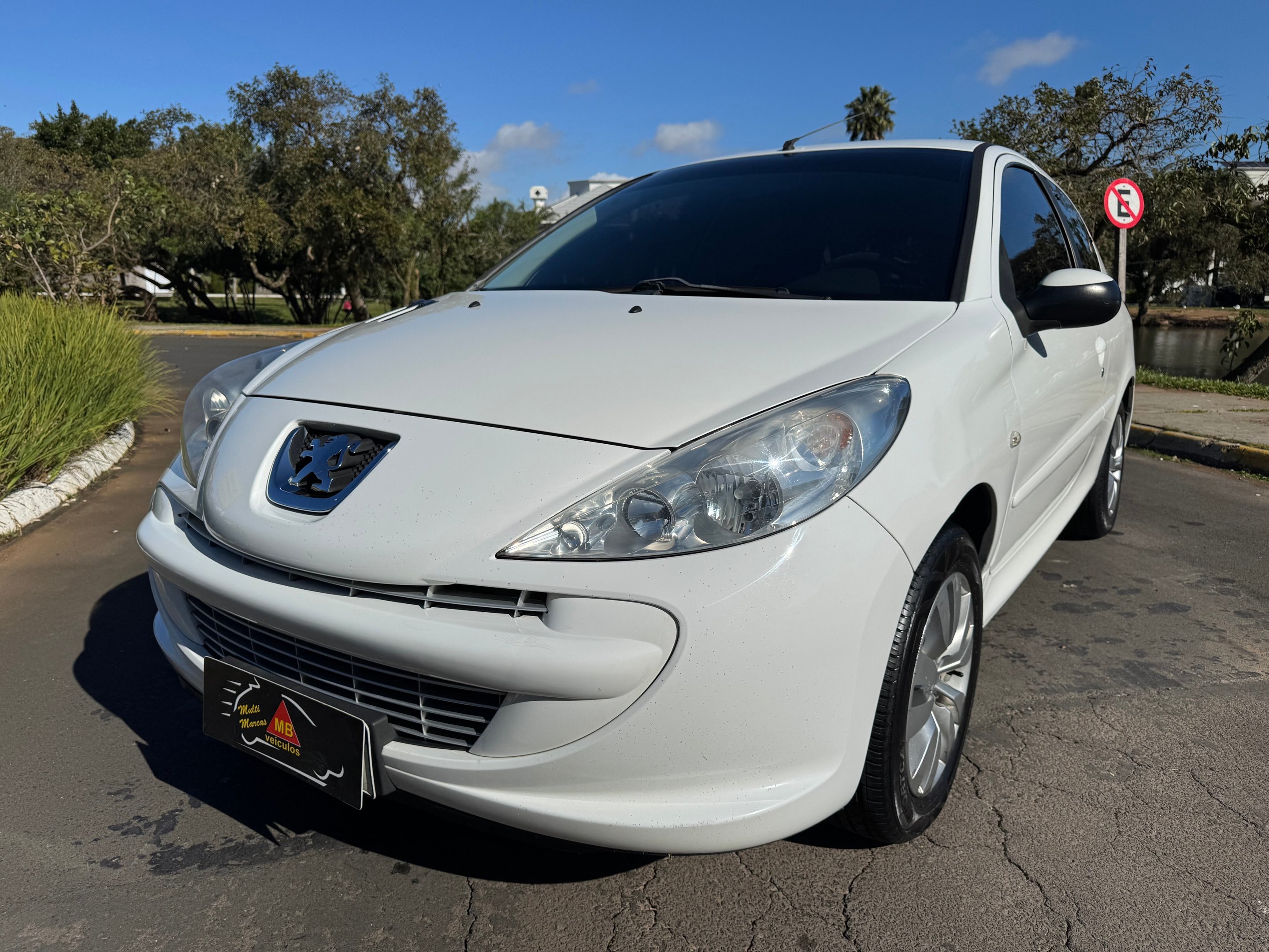 imagem de XR 1.4 Flex 8V 3p