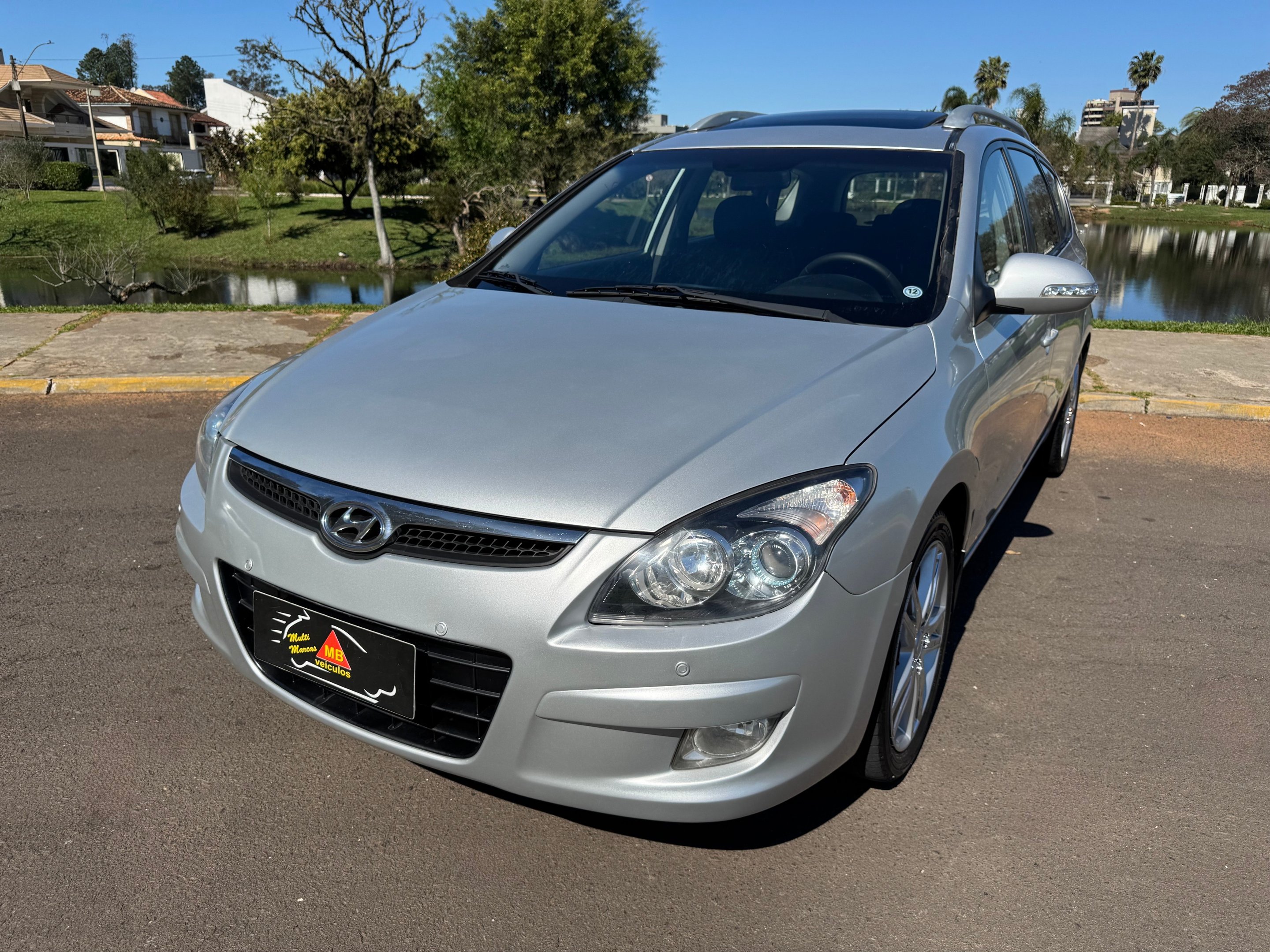 Hyundai i30cw 2.0 16V 145cv Aut. 5p na cor Cinza no Canoas / RS - 46092