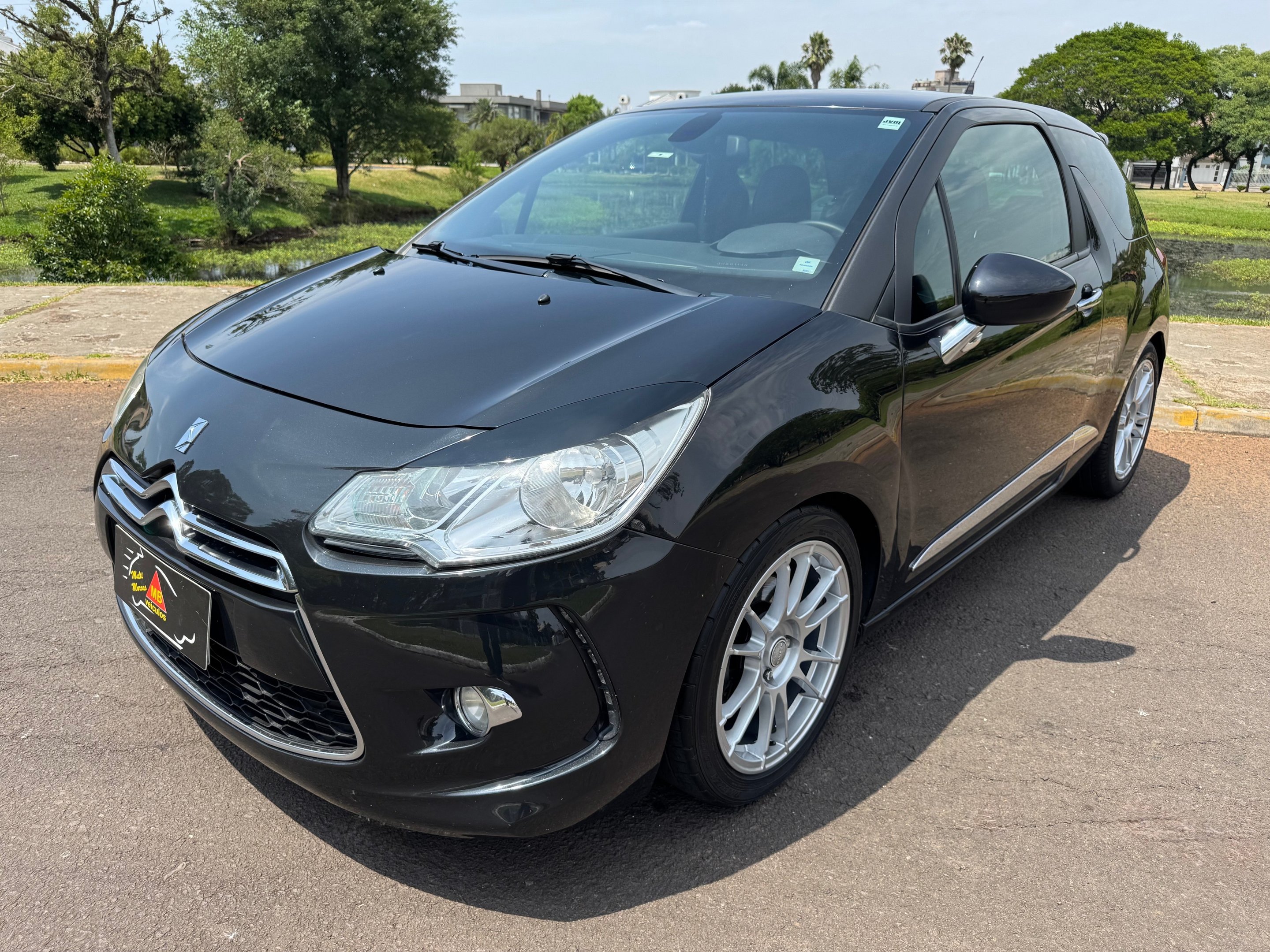 imagem de 1.6 Turbo 16V 3p Mec.