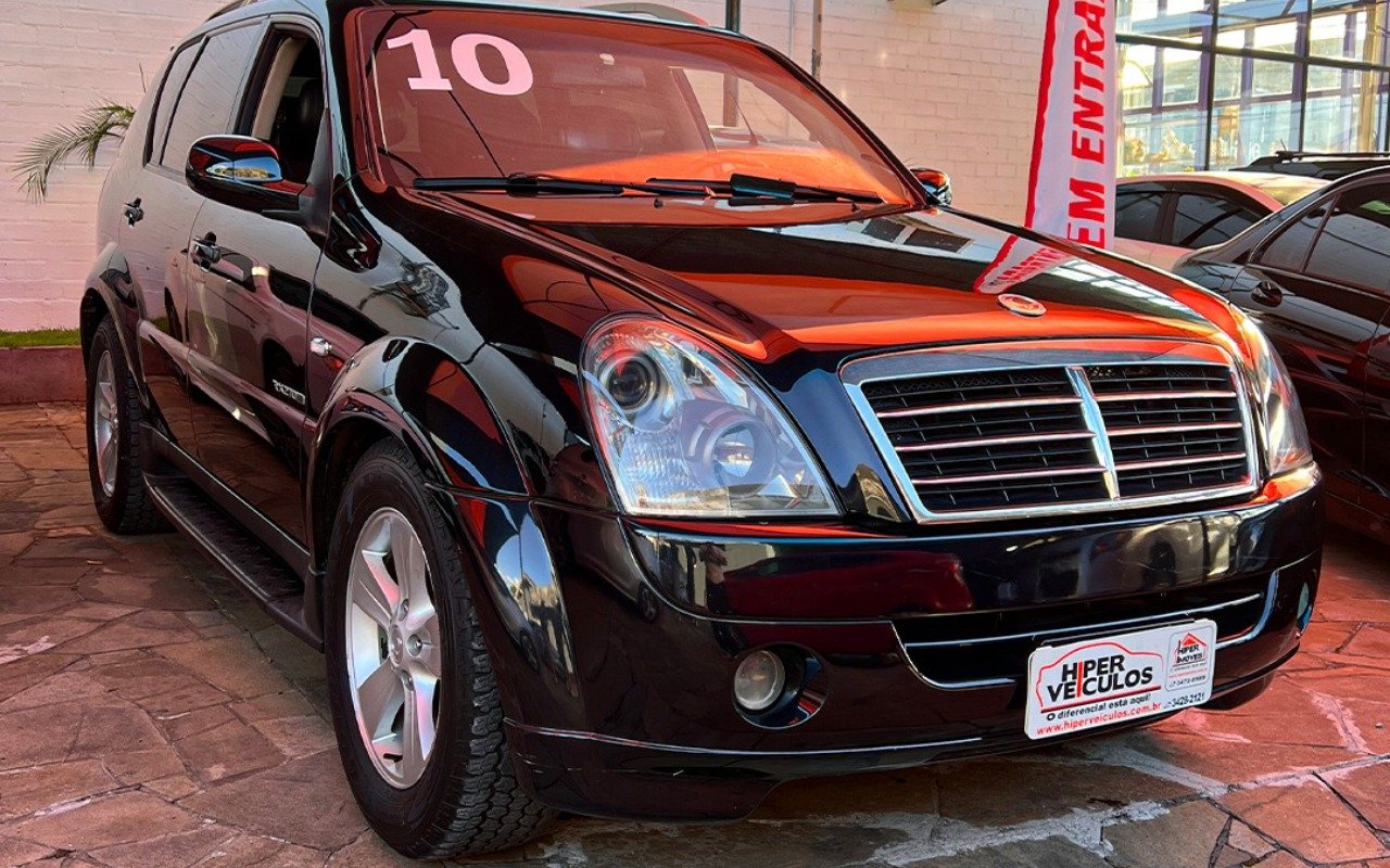 SSANGYONG Rexton II 2.7 20V 165/186cv TDI Dies.Aut na cor Preto no Canoas / RS - 46685