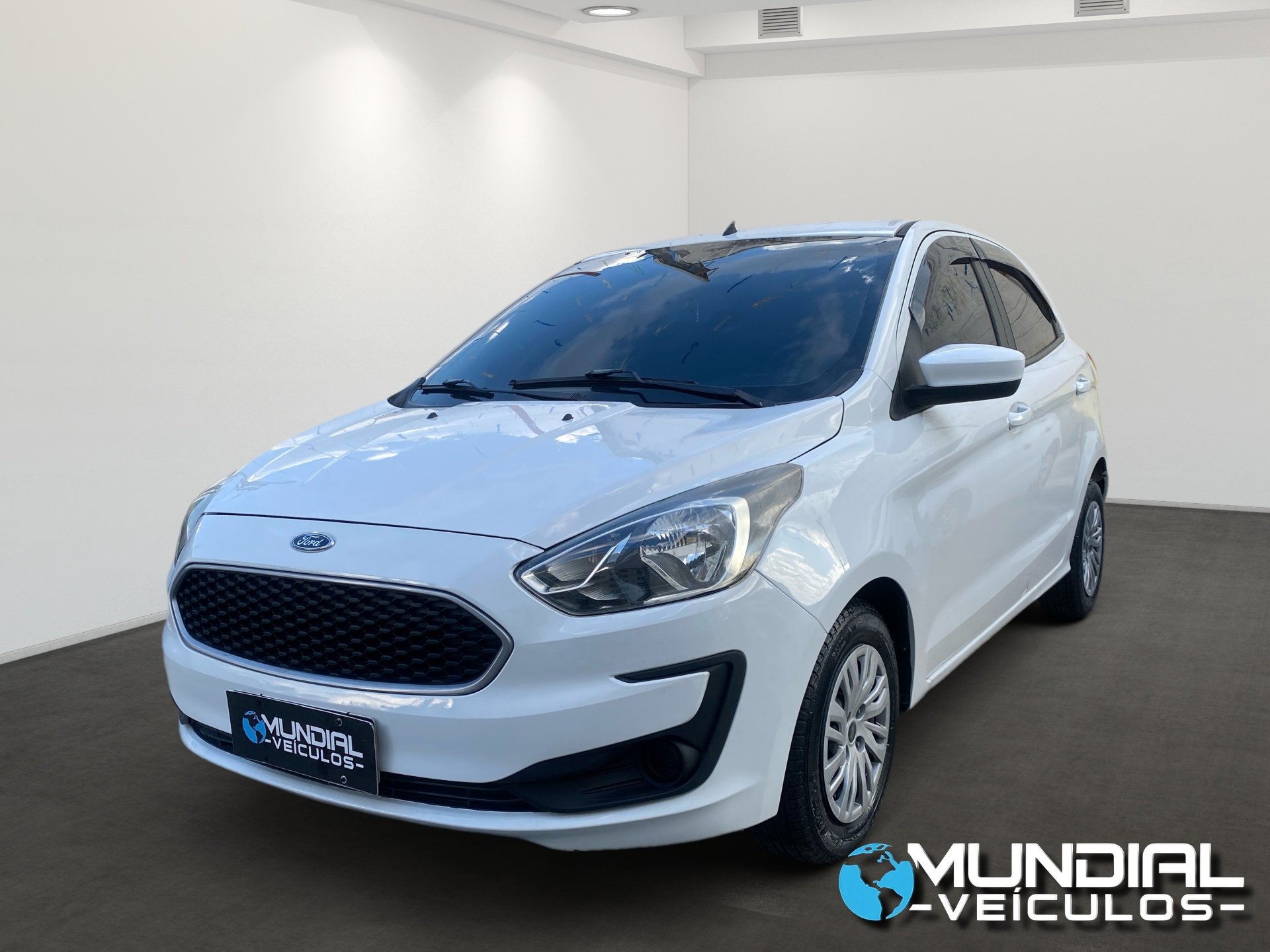 Ford Ka 1.0 SE/SE Plus TiVCT Flex 5p na cor Branco em Araucária / PR - 46688