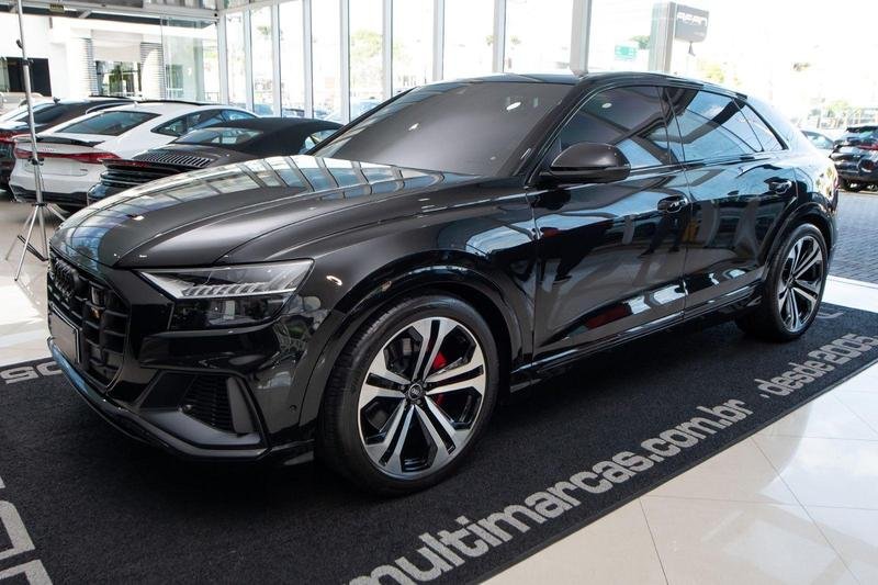 Audi Q8 Perf.Black 3.0 TFSI Quat. S-tr/(Híb.) na cor Preto em Curitiba / PR - 46891
