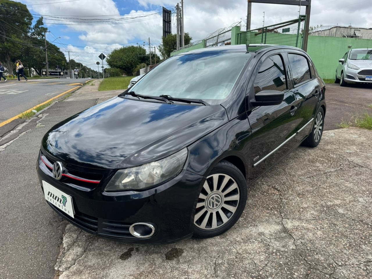 Volkswagen Gol (novo) 1.0 Mi Total Flex 8V 4p na cor Preto em Curitiba / PR - 46923