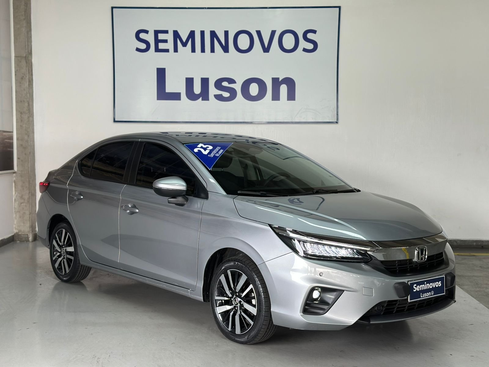 imagem de Sedan Touring 1.5 Flex 16V 4p Aut.