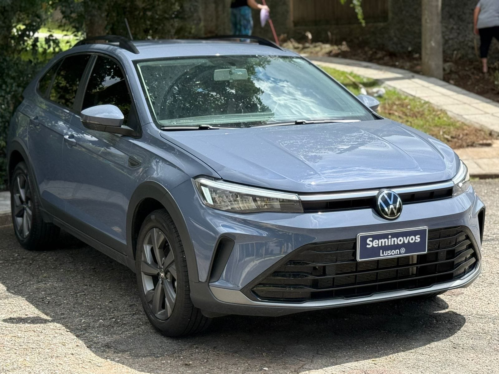 Volkswagen Nivus Comfortline 1.0 200 TSI Flex Aut. na cor Azul em Curitiba / PR - 46978