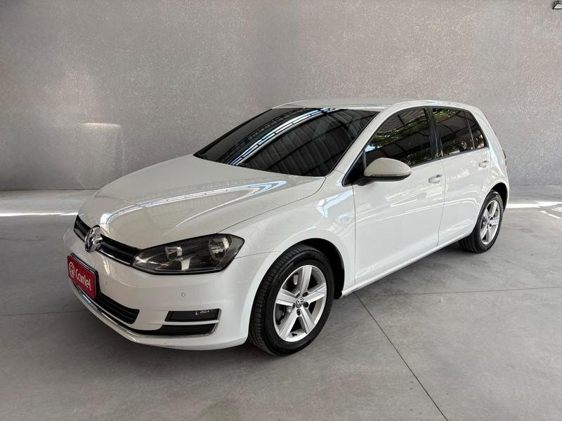 Volkswagen Golf Highline 1.4 TSI 140cv Mec. na cor Branco em Curitiba / PR - 46995
