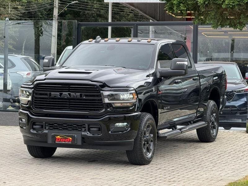 imagem de LARAMIE 6.7 TDI CD 4x4 Diesel