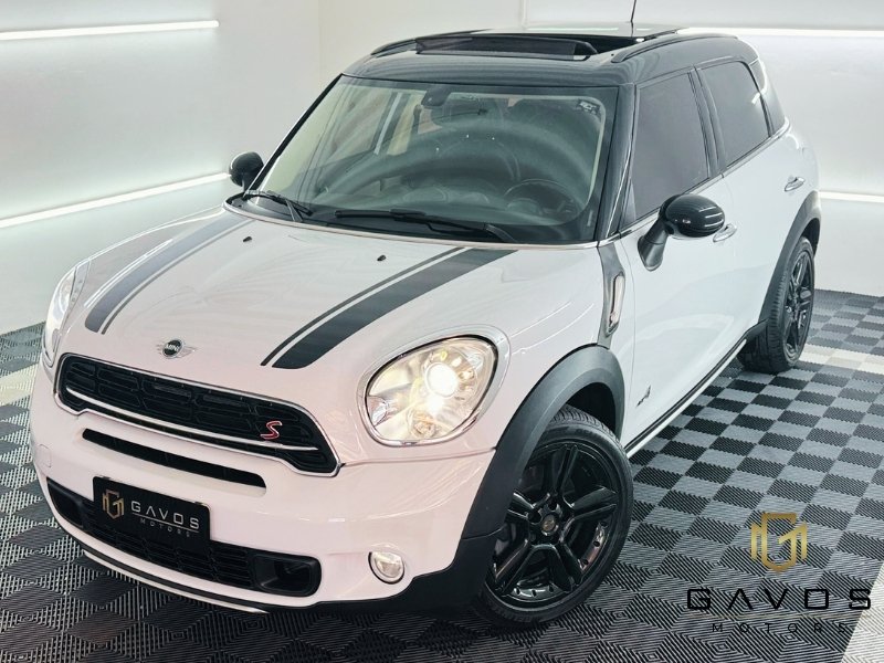 MINI COOPER Country. John Works ALL4 1.6 Aut. na cor Branco no Porto Alegre / RS - 47216