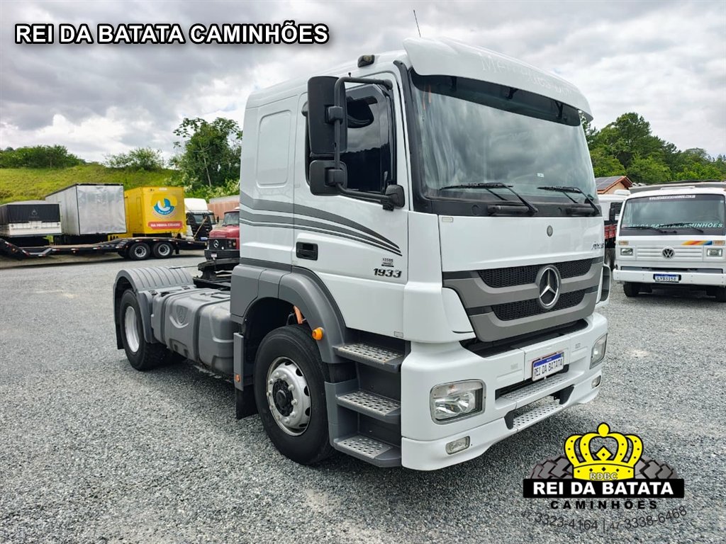 Mercedes-Benz Axor 1933 S 2p (diesel) na cor Branco em Blumenau / SC - 47360