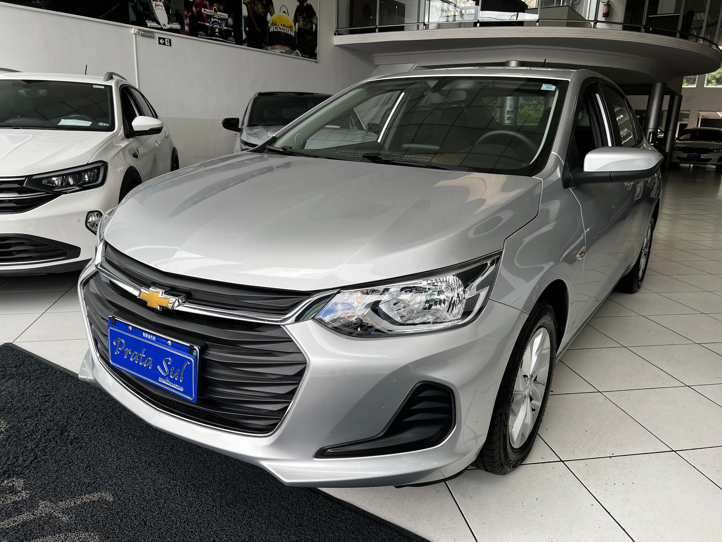 Chevrolet Onix SEDAN Plus LT 1.0 12V TB Flex Aut. na cor Cinza em Curitiba / PR - 47994