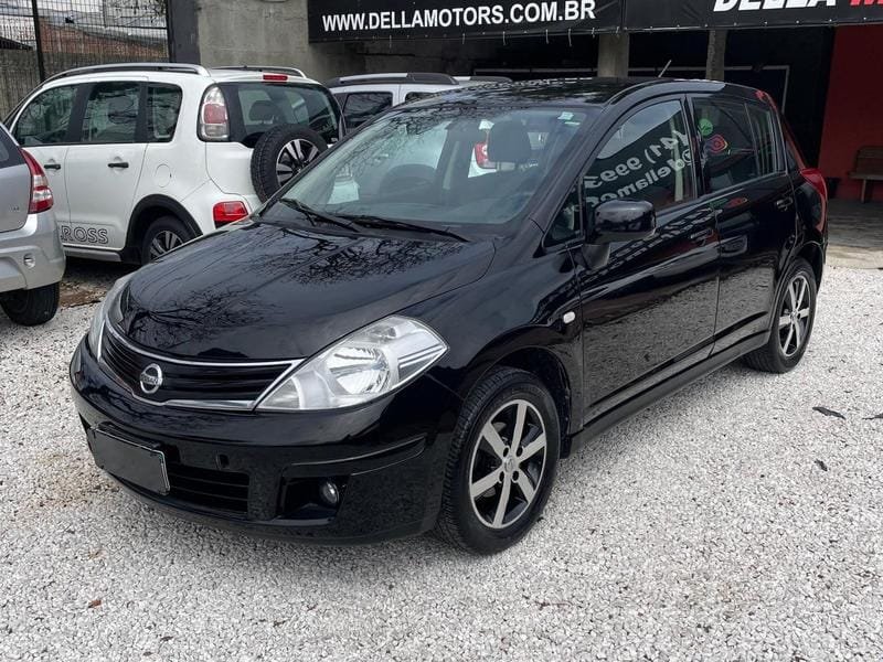 Nissan TIIDA S 1.8/1.8 Flex 16V Mec. na cor Preto em Curitiba / PR - 4812