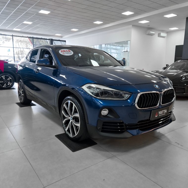 BMW X2 SDRIVE 20i 2.0/2.0 TB A. Flex 16V Aut na cor Azul em Curitiba / PR - 48251