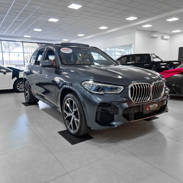 imagem de XDRIVE 45e 3.0 M.Sport Aut. (Híb.)
