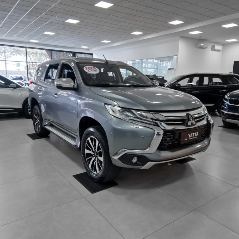 Mitsubishi Pajero Sport HPE 2.4 4x4 Diesel Aut. na cor Cinza em Curitiba / PR - 48266