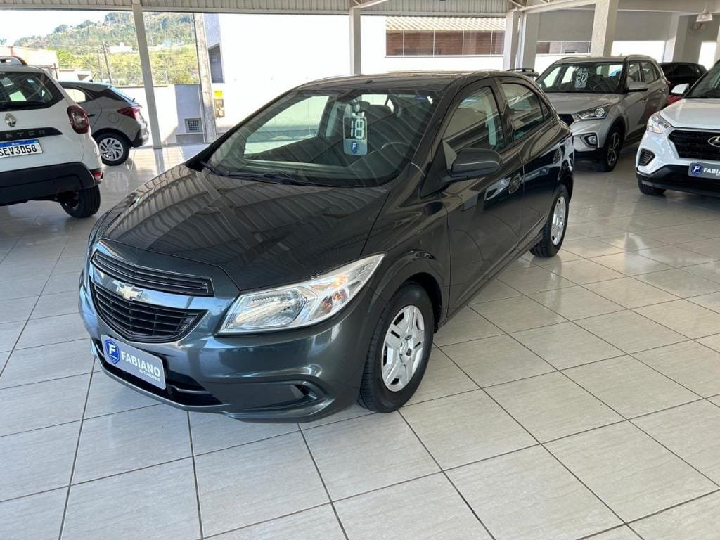 Chevrolet Onix HATCH Joy 1.0 8V Flex 5p Mec. na cor Cinza em Gravatal / SC - 48327
