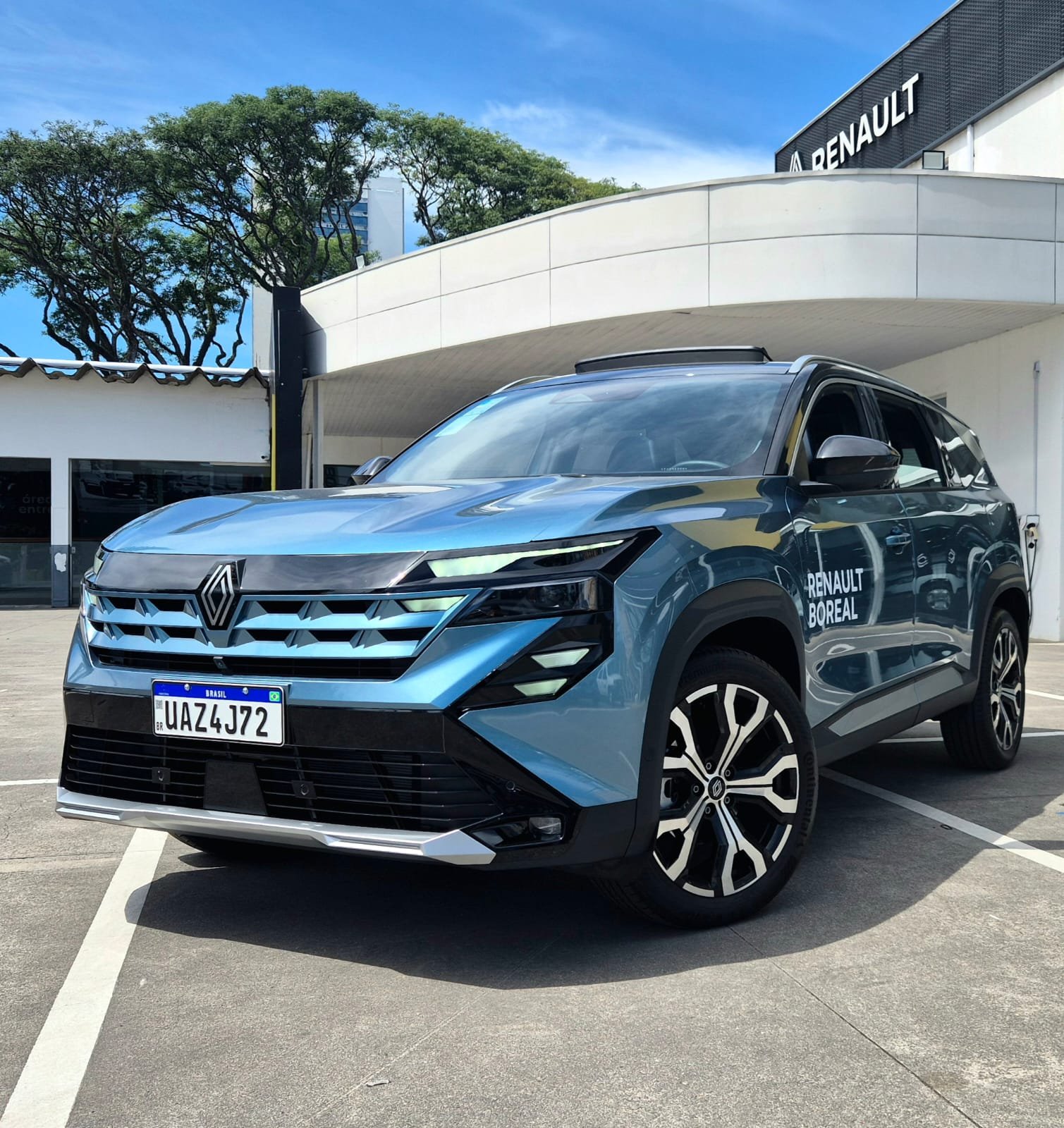 Renault Boreal Iconic 1.3 Turbo 16V 5p Aut. na cor Azul em Curitiba / PR - 48345