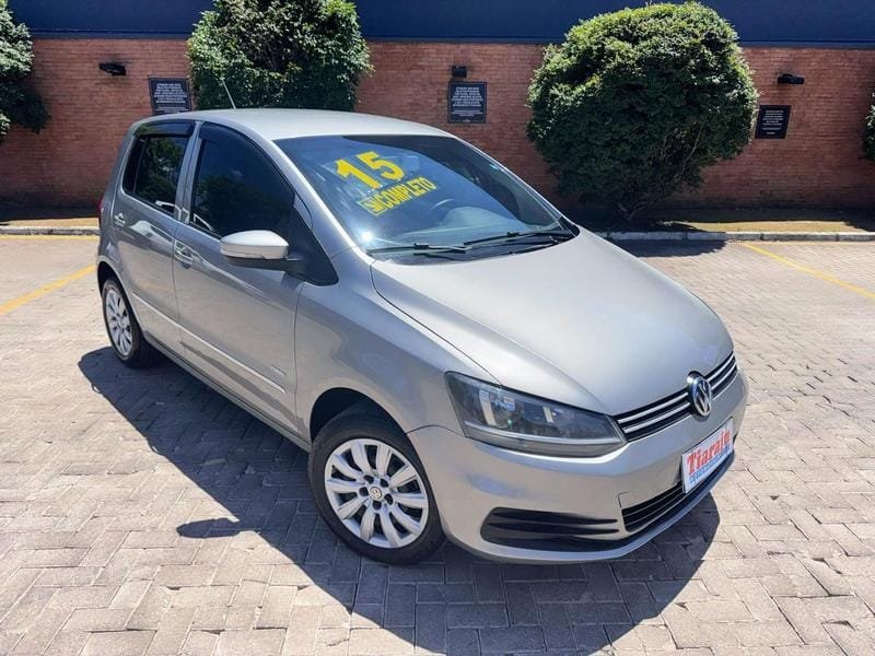 Volkswagen Fox Trendline 1.0 Flex 8V 5p na cor Cinza no Porto Alegre / RS - 48816